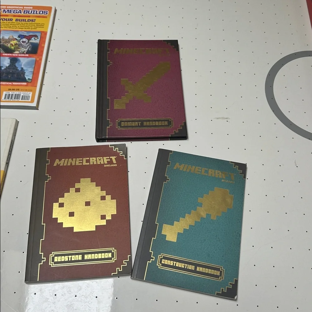 Video Game Minecraft book Collection - Multicolor